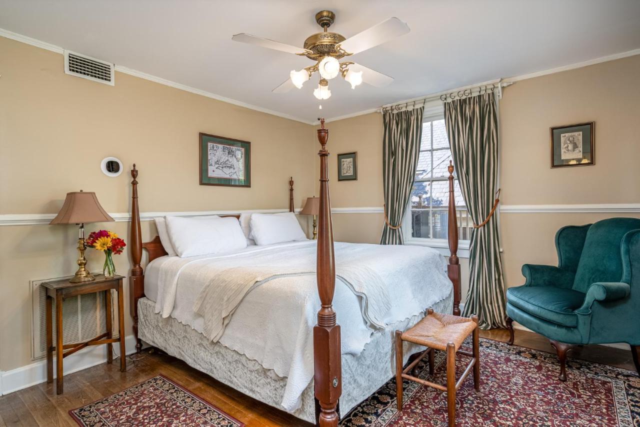 Cedars Of Williamsburg Bed & Breakfast Extérieur photo