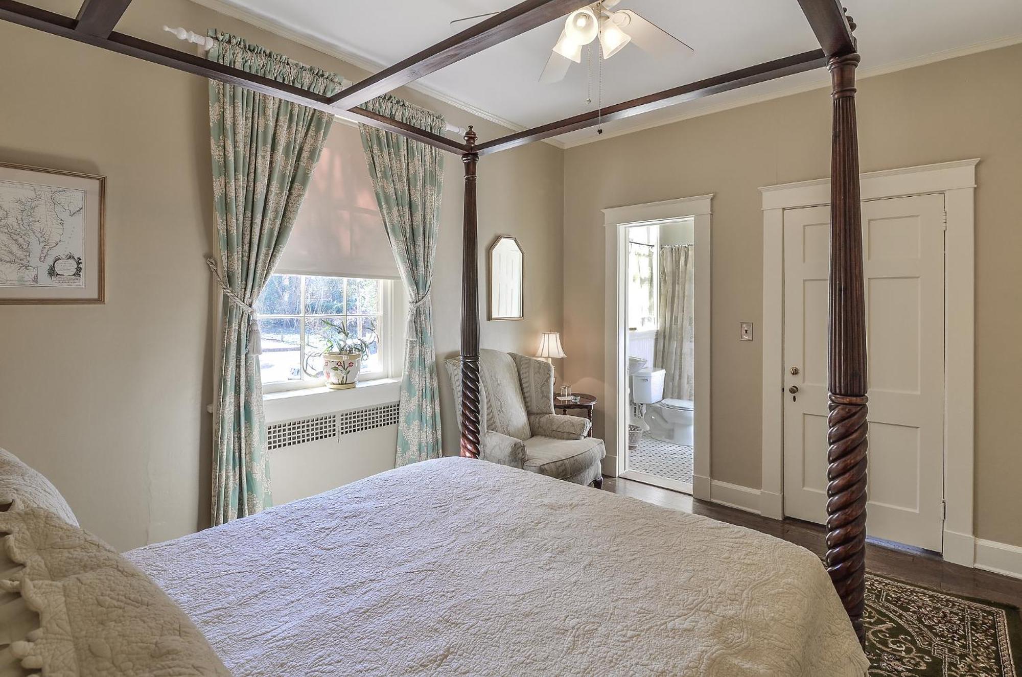 Cedars Of Williamsburg Bed & Breakfast Extérieur photo