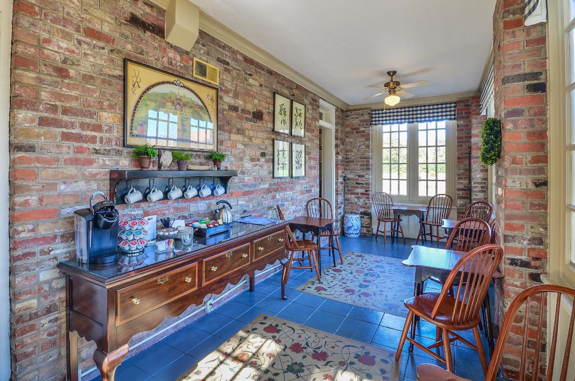 Cedars Of Williamsburg Bed & Breakfast Extérieur photo