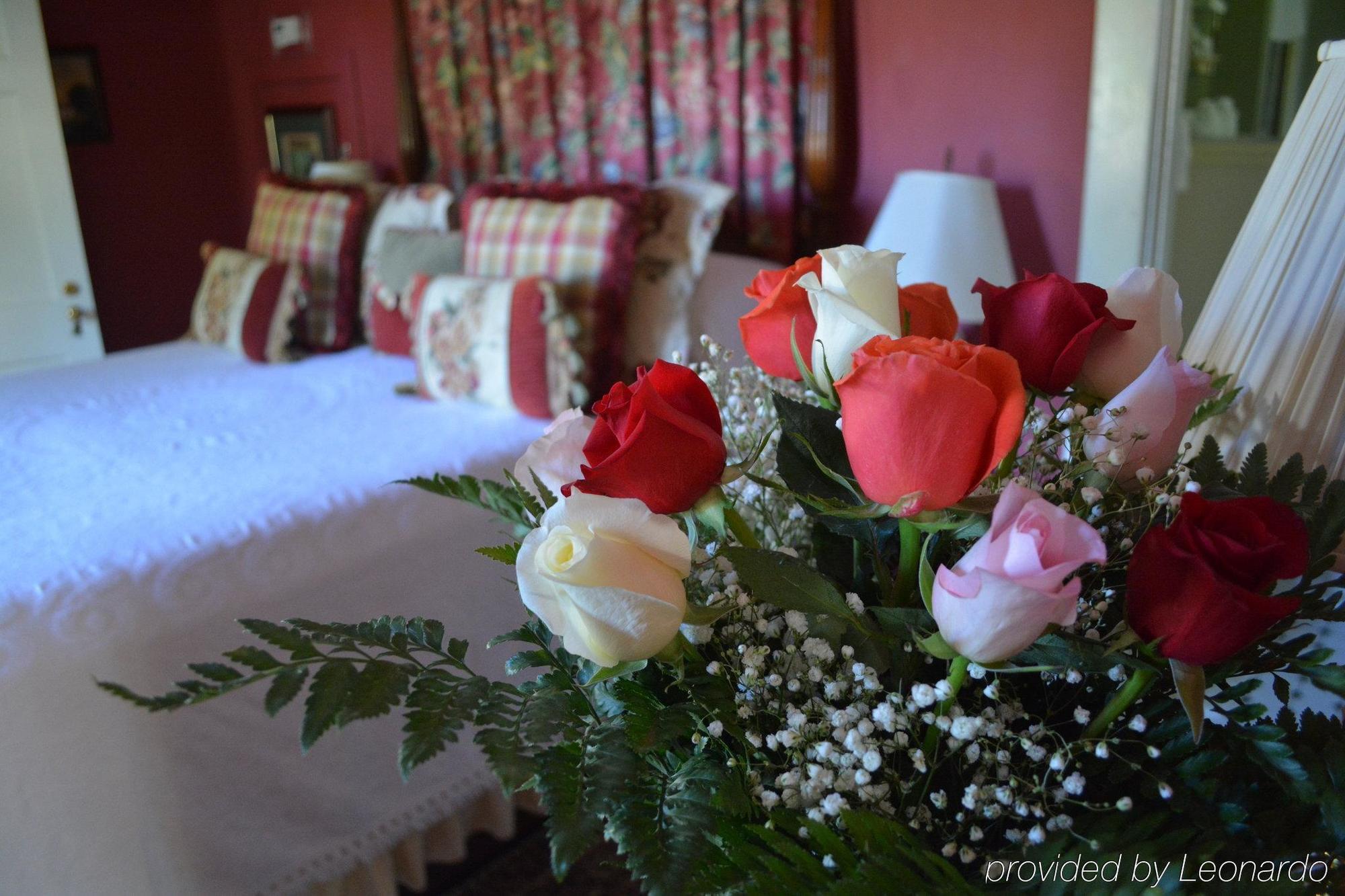Cedars Of Williamsburg Bed & Breakfast Extérieur photo