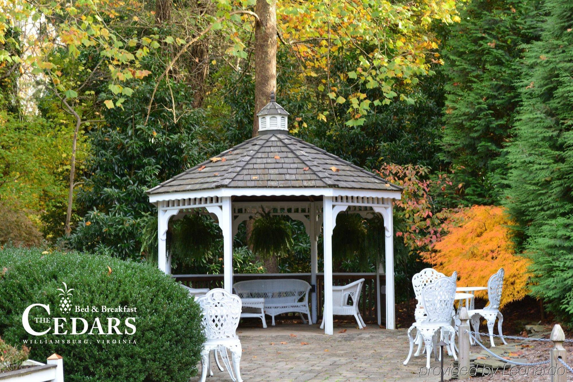 Cedars Of Williamsburg Bed & Breakfast Extérieur photo